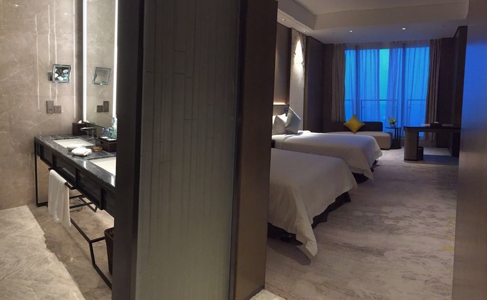 Golden Eagle Summit Hotel Kunshan  Bagian luar foto